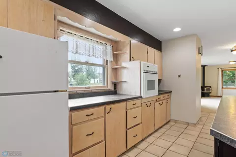 603 Small Ave, Hope, ND 58046 photo 9