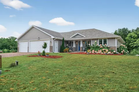 40350 Hemingway Ave, North Branch, MN 55056