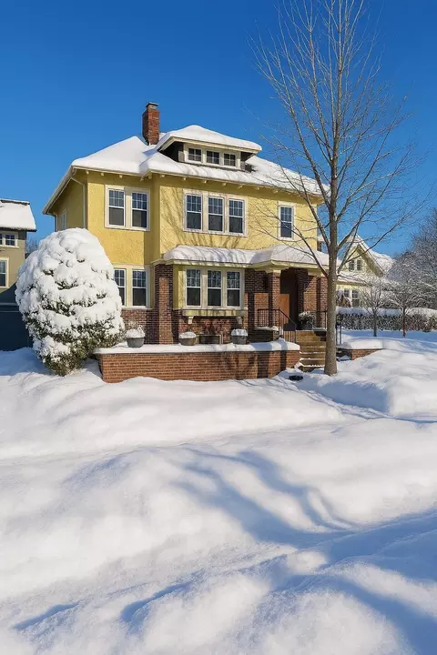 1212 Douglas Ave, Minneapolis, MN 55403