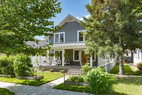 4026 39th Ave S, Minneapolis, MN 55406