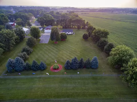 245 4th Ave N, Milaca, MN 56353