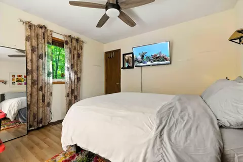 Bedroom - 3287 Bluebird Rd, Cushing, MN 56443 photo 3 of 5