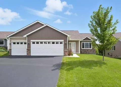 856 Hickory Curv, Watertown, MN 55388