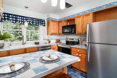 341 Madison Ave, Duluth, MN 55811 photo 2