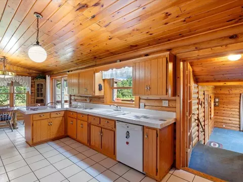 Kitchen - 32240 County 31, Laporte, MN 56461 photo 3 of 3