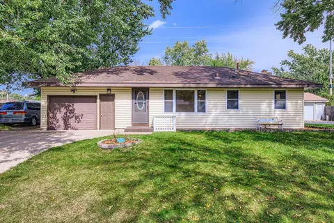 341 109th Ave NW, Coon Rapids, MN 55448