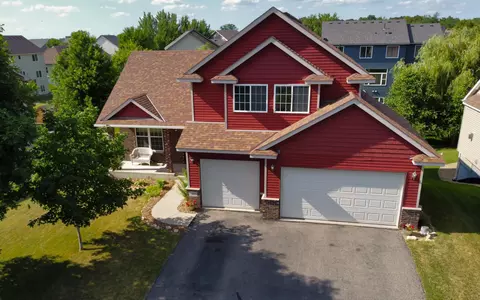 1403 9th St SE, New Prague, MN 56071