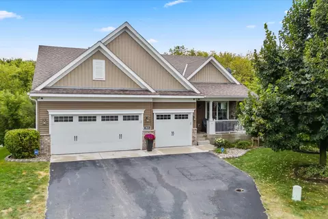 3915 Trail Point Ct NW, Prior Lake, MN 55372
