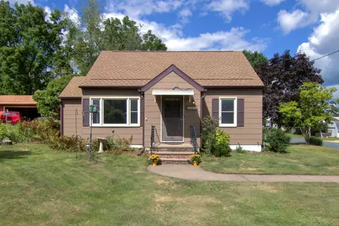1521 Wilson Ave, Menomonie, WI 54751