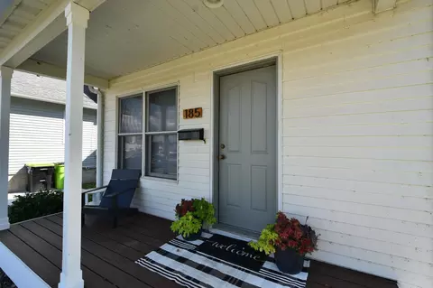 185 W 3rd St, Zumbrota, MN 55992