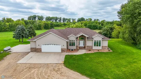 8349 90th St S, Sabin, MN 56580