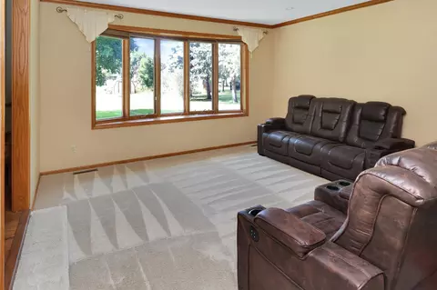 Living - 1933 Cypress Rd, Saint Cloud, MN 56303 photo 2 of 2