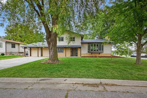 801 5th St NW, Kasson, MN 55944