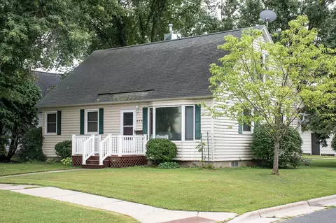 825 N Oak St, Lake City, MN 55041