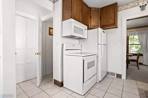 1321 4th St N, Fargo, ND 58102 photo 11