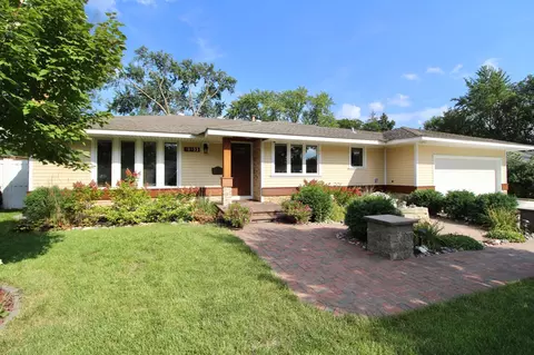 10933 Drew Ave S, Bloomington, MN 55431
