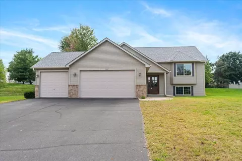 2412 Somerset Knl, Hudson, WI 54016