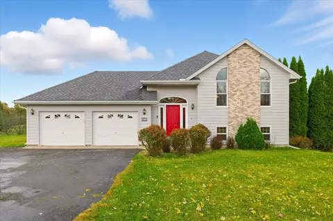 5910 Canterbury Ave NE, Buffalo, MN 55313