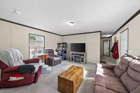 226 Mayfair Rd, Vadnais Heights, MN 55127