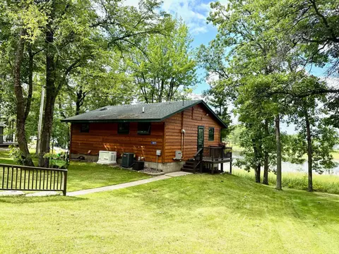 51879 186th Pl, Mcgregor, MN 55760