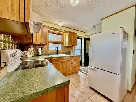 Kitchen - 51879 186th Pl, Mcgregor, MN 55760 photo 4 of 8
