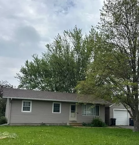 305 6th St SW, Kasson, MN 55944