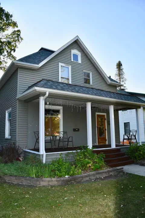 719 Horace Ave N, Thief River Falls, MN 56701