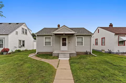519 8th Ave S, South Saint Paul, MN 55075