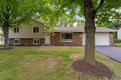 10652 Lancaster Ln N, Maple Grove, MN 55369