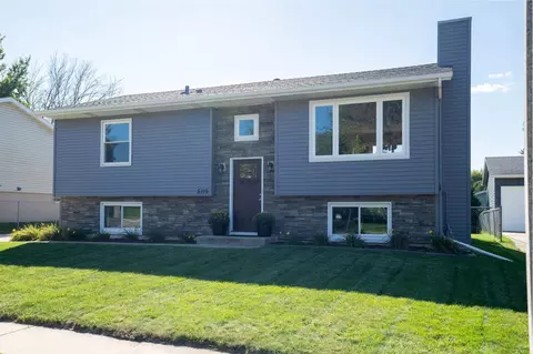 5115 23rd Ave NW, Rochester, MN 55901