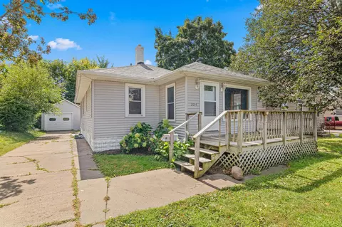 2054 Nortonia Ave, Saint Paul, MN 55119