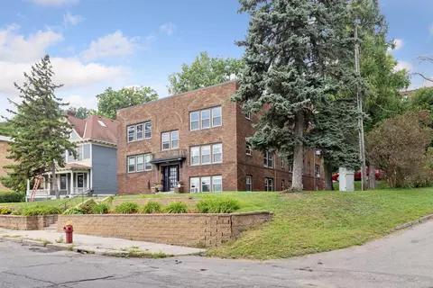 383 Grand Ave #9, Saint Paul, MN 55102