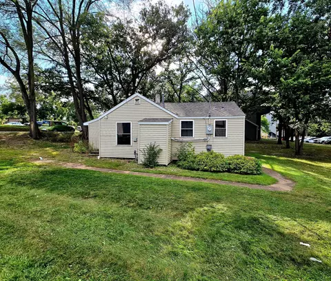 609 14th St S, Saint Cloud, MN 56301