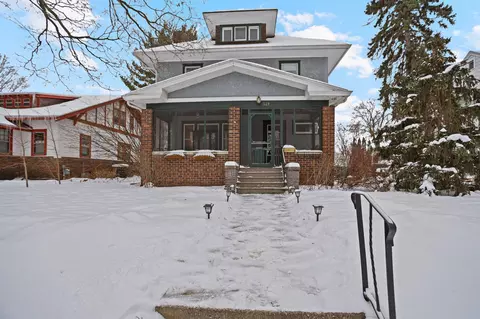 521 2nd St NW, Faribault, MN 55021