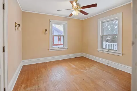 Bedroom - 521 2nd St NW, Faribault, MN 55021 photo 4 of 8