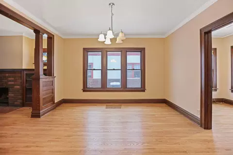 Living - 521 2nd St NW, Faribault, MN 55021 photo 4 of 6