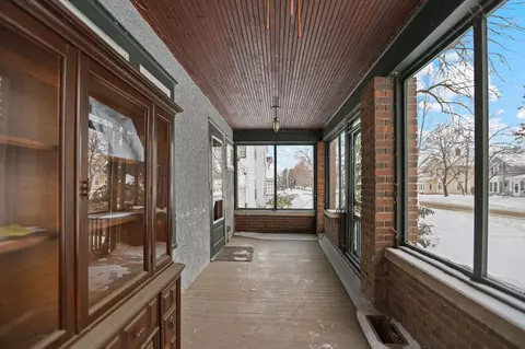 Exterior - 521 2nd St NW, Faribault, MN 55021 photo 3 of 7
