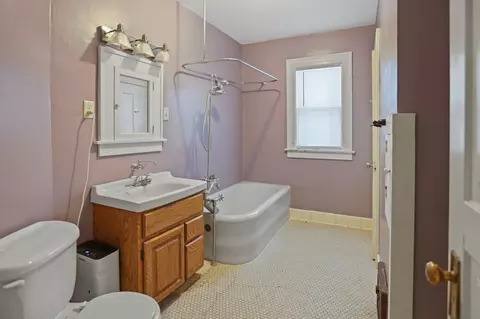 Bath - 521 2nd St NW, Faribault, MN 55021 photo 2 of 2