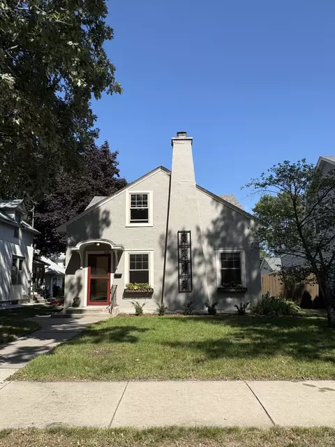 806 7th Ave N, Saint Cloud, MN 56303