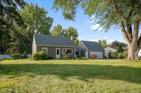 2305 2305 Old County Road 34 Pl, Burnsville, MN 55337