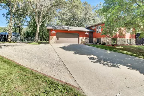 10634 43rd St, Clear Lake, MN 55319