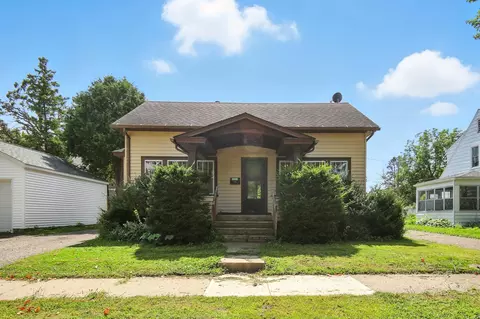 241 Prospect St, Owatonna, MN 55060