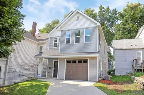 703 Surrey Ave, Saint Paul, MN 55106