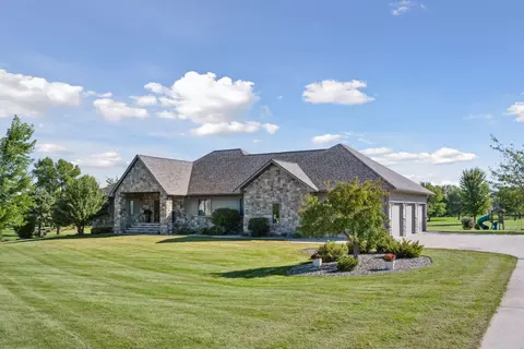 1012 Adam Ave, Montevideo, MN 56265