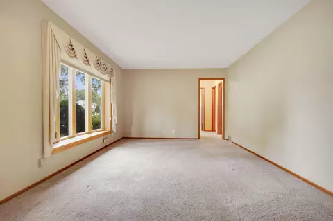 Living - 3545 148th St W, Rosemount, MN 55068 photo 2 of 5