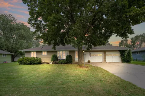 Exterior - 3545 148th St W, Rosemount, MN 55068 photo 4 of 10