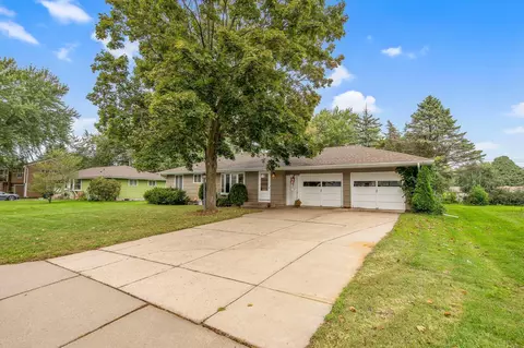 Exterior - 3545 148th St W, Rosemount, MN 55068 photo 2 of 10