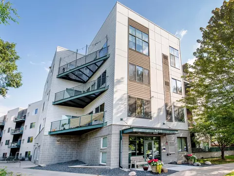 4750 E 53rd St #409, Minneapolis, MN 55417