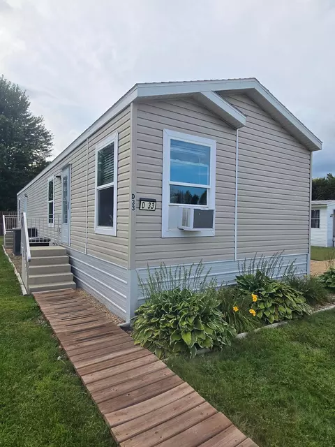 1025 Belle Ave #D33, Mankato, MN 56001
