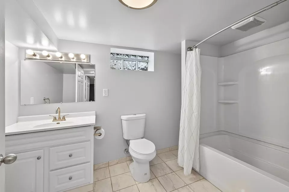 Bath - 311 11th Ave S, South Saint Paul, MN 55075 photo 1 of 3